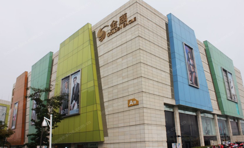 原平金鹰奥莱城